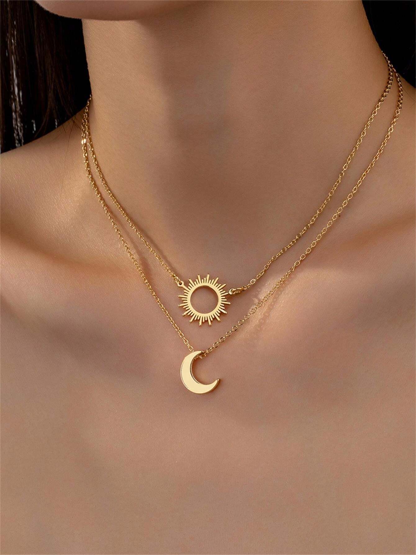 2pcs Luxury Sun And Moon Necklace Set